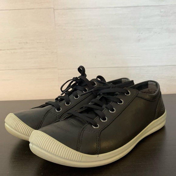 Keen Lorelai Sneakers - Picture 4 of 11